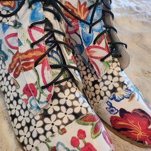 Multicolored boho boots size 11